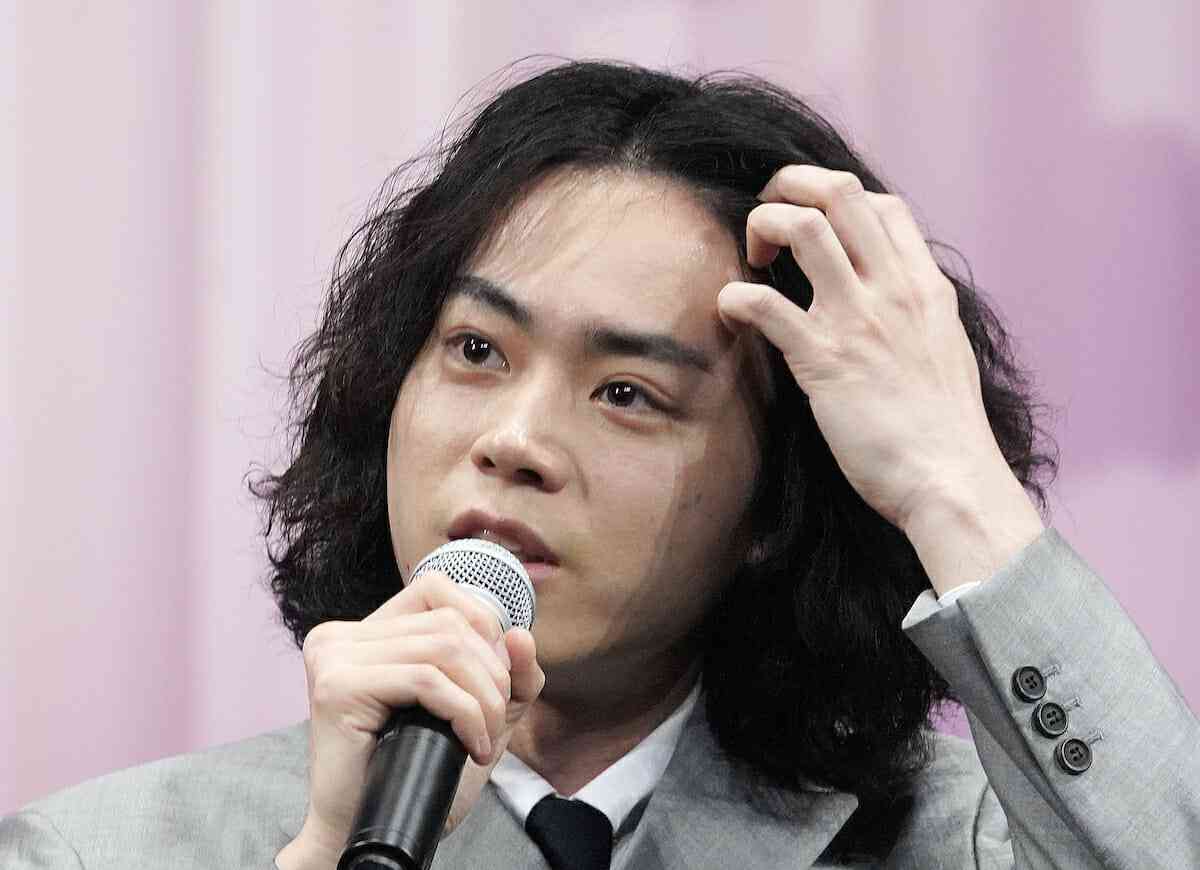 萩原利久、先輩・菅田将暉から“ゴミ袋6袋分”服もらうも本音「何着か…」