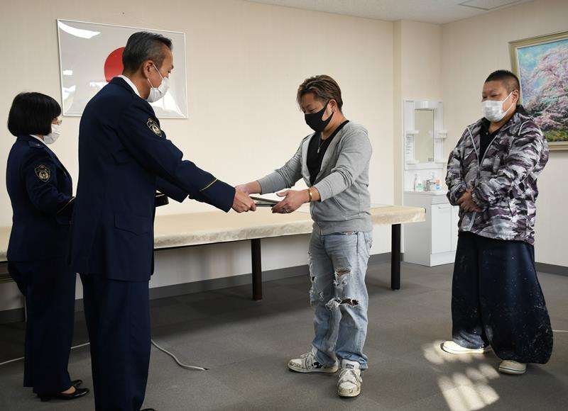 喫煙注意され高校生に暴行したホストの素顔を知人が激白！「弱いくせにシャドーボクシング好き」