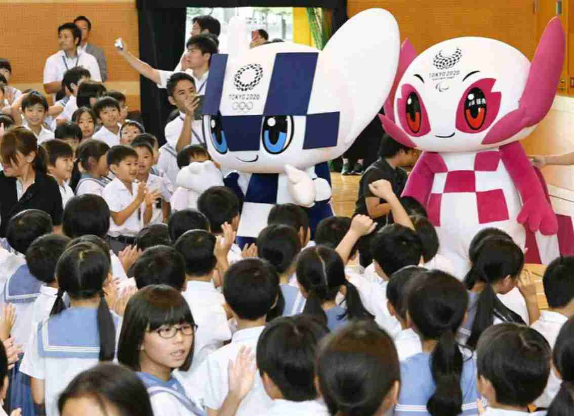 爆売れ中の北京五輪の「ビンドゥンドゥン」と存在感なき東京五輪の「ミライトワ」　人気に差がついた理由
