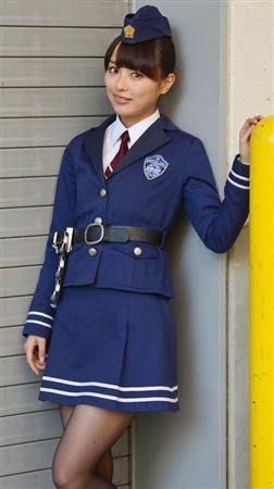内田理央　海上自衛隊の制服姿に「可愛すぎる」「カッコイイ」「美人すぎる自衛官！」