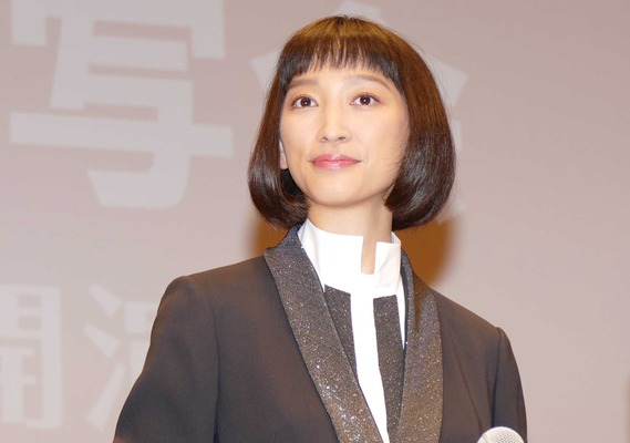 進撃の杏　ユーチューブも大人気で他のママタレ戦々恐々　再生回数500万超の料理動画も