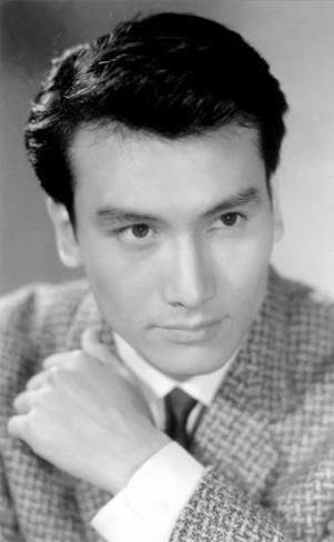 貴方が思う顔面国宝は!?