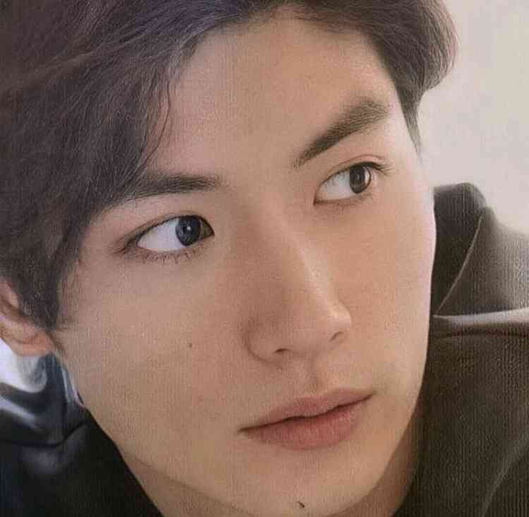 貴方が思う顔面国宝は!?