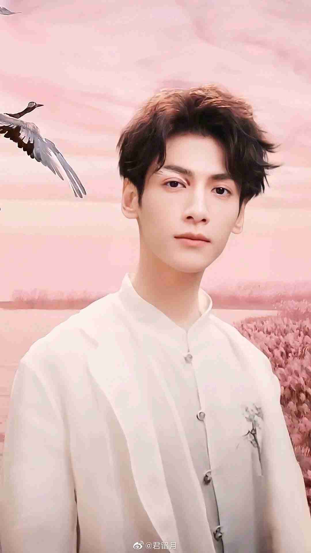 貴方が思う顔面国宝は!?