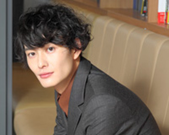 貴方が思う顔面国宝は!?