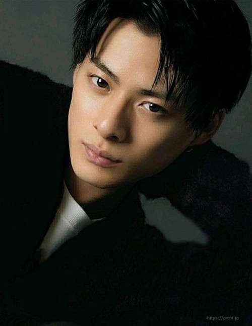 貴方が思う顔面国宝は!?