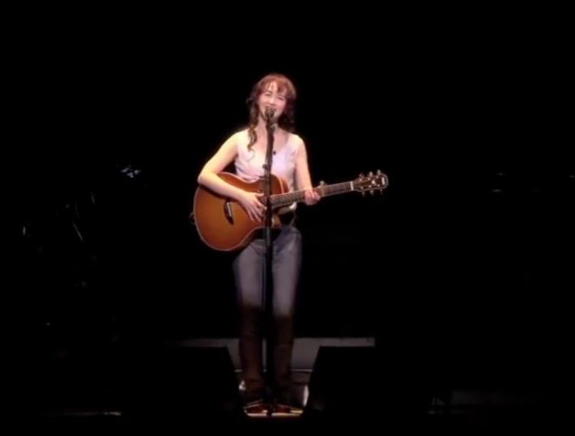 中島みゆきが70歳に「自分の曲の解説は嫌い」と公言するワケ　『家なき子』主題歌に出てくる「僕」の正体は…