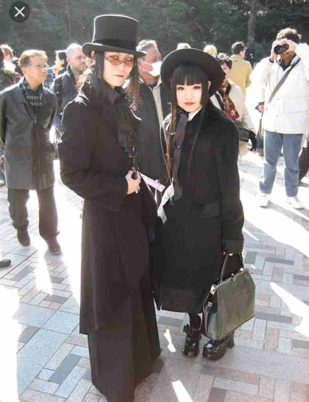 初デートで彼氏が「一緒にいると恥ずかしい」　服装をバカにされた女性に世間は…