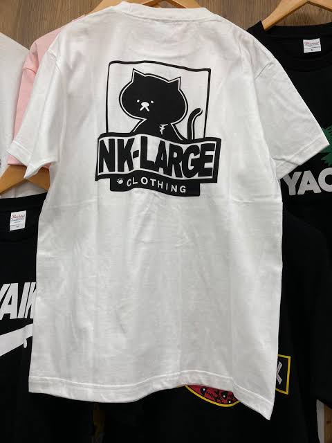英字Tシャツの画像が集まるトピ
