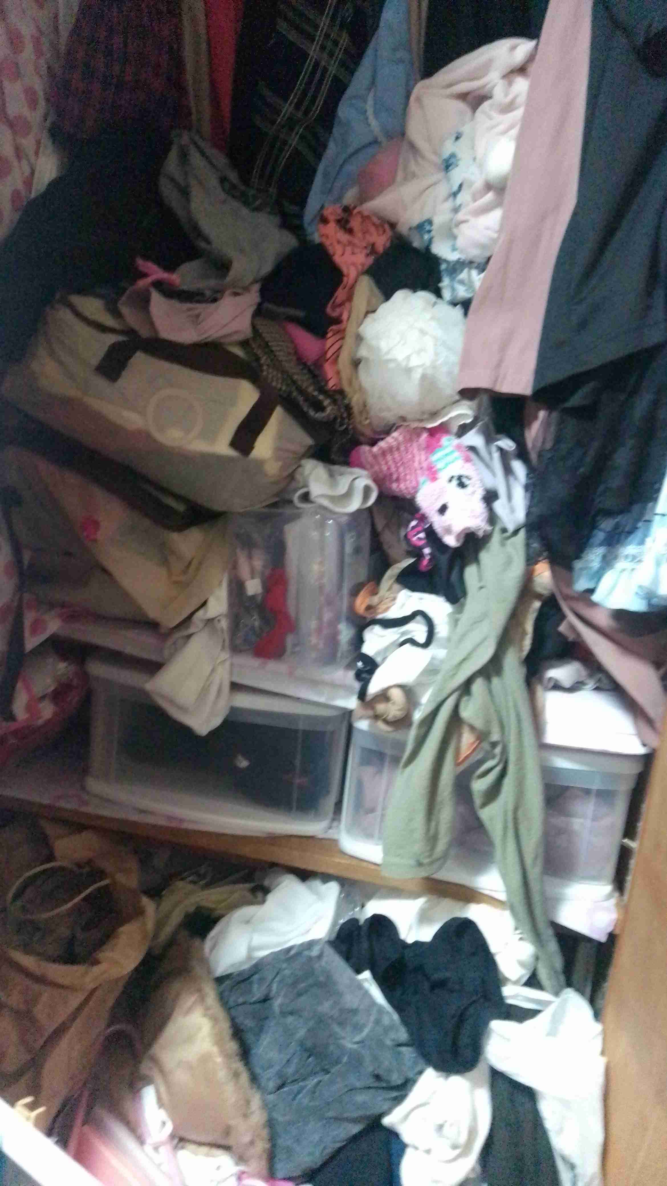 身バレしない程度に汚部屋を晒すトピpart4