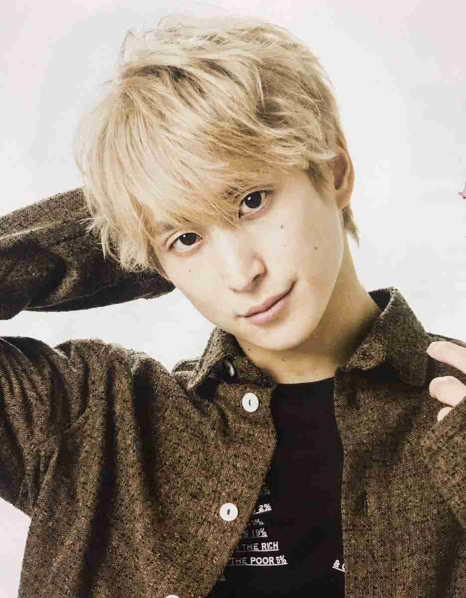 ジャニーズWEST、男性グループ初の「Oggi」表紙決定 ソロ表紙企画もスタート