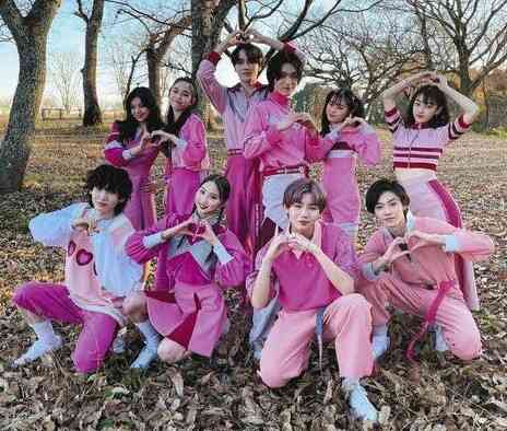 スターダスト×エイベックス10人組ユニット「ラブワン」お披露目！「世界の頂点」へ第一歩