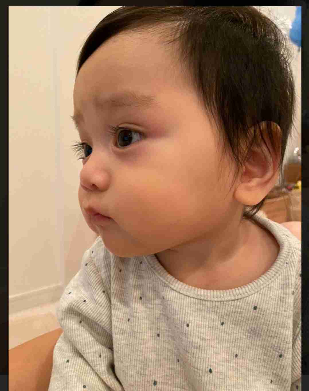 ジャンポケ斉藤慎二の妻、長男の最新顔出しショット公開「こんな可愛い子見たことない」「モデルに」と反響