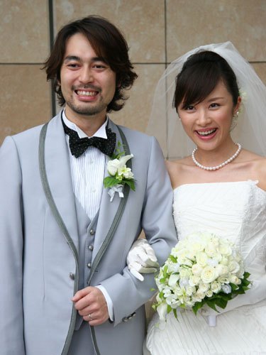 山口もえ “長女が撮影”ベジブーケ持った笑顔ショット披露に「娘ちゃん、写真お上手」「美しい」の声