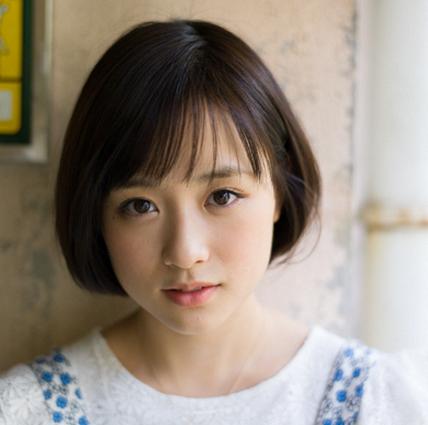 綾野剛“芸能界追放”ピンチで…あの俳優に期待の声があがる理由