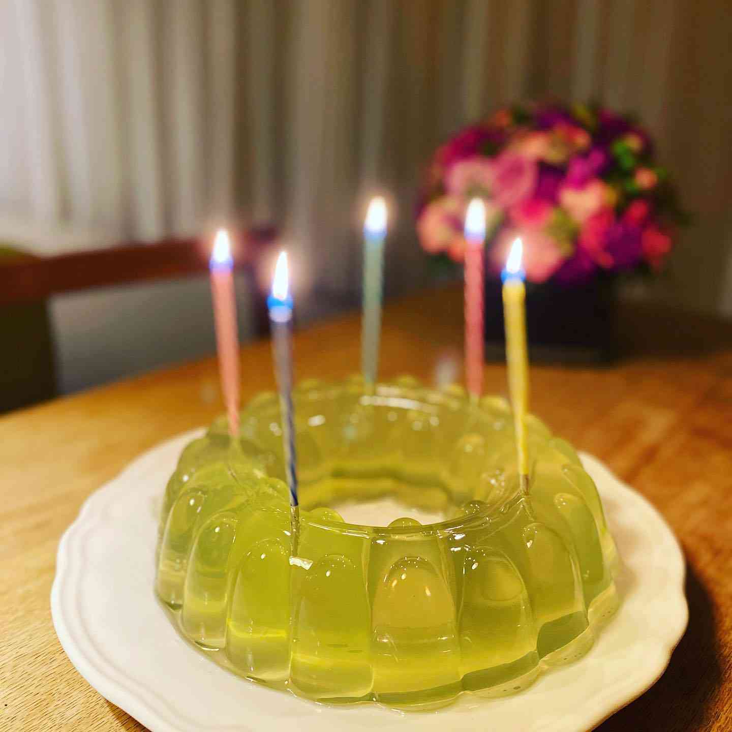 ともさかりえ、高2長男も喜んだ手作り和食夕飯を公開！炊き込みごはん、豚汁、お浸しなど