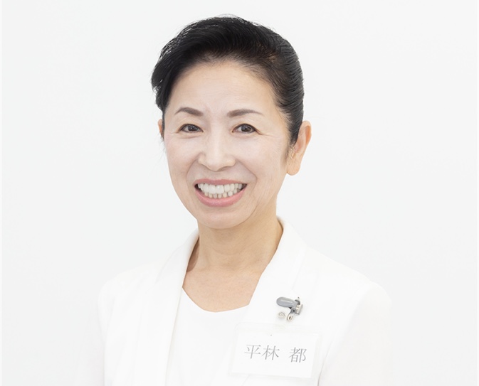 『ヒルナンデス』、マナー講師が阿佐ヶ谷姉妹らを罵倒し炎上 VTR中の誤りも発覚、アナが謝罪