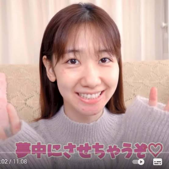 柏木由紀、「腹チラ」新衣装披露 「かっこかわいい」「大人っぽくてオシャレ」と好評