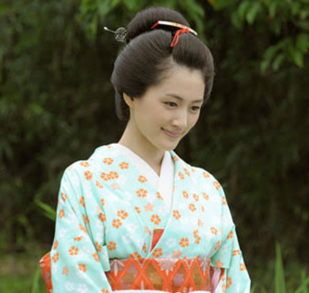 綾瀬はるかの激務にはワケがある？フジ月9主演、映画、CM…過密スケジュールのウラ読み