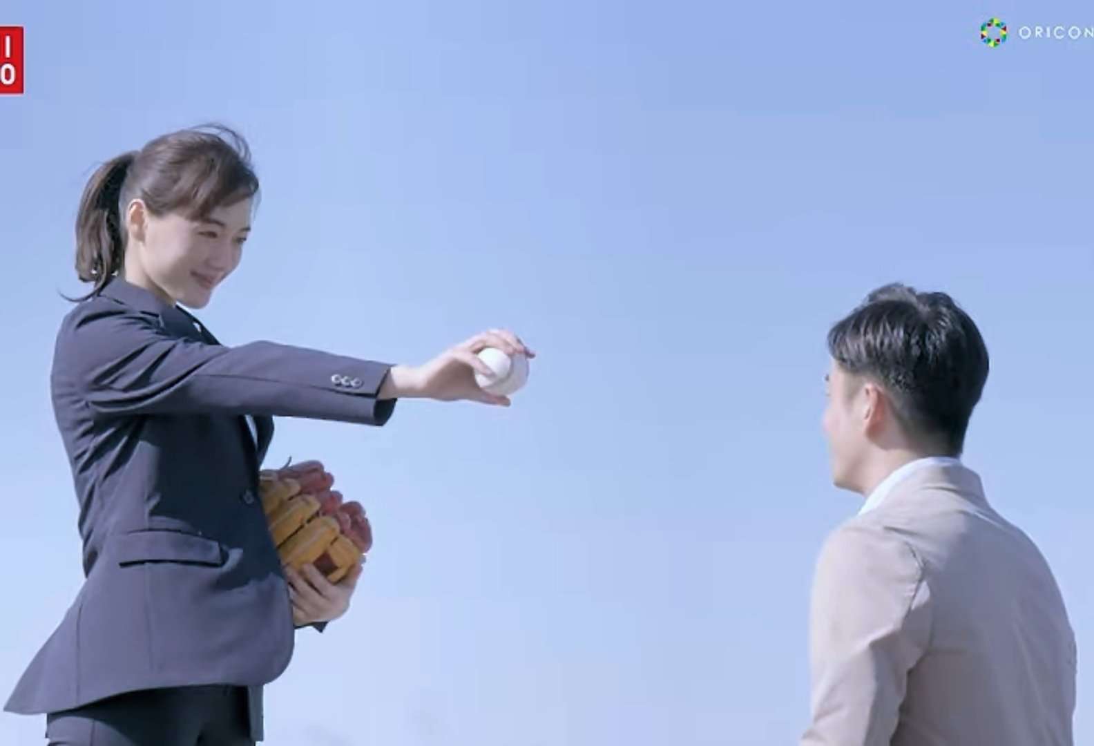 綾瀬はるかの激務にはワケがある？フジ月9主演、映画、CM…過密スケジュールのウラ読み