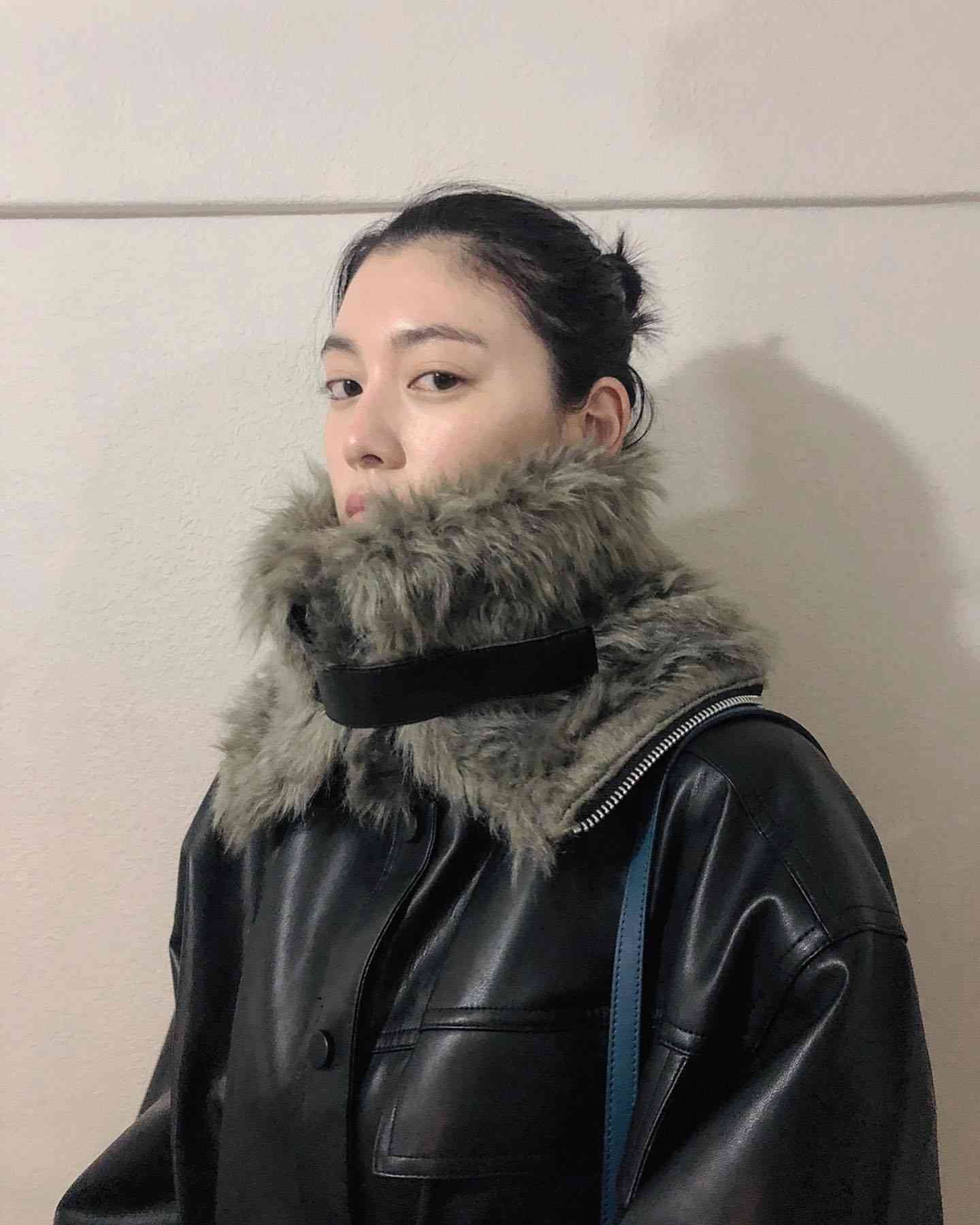 “毛穴がない!”三吉彩花、美肌をまじまじと見つめられ照れ 美肌維持する秘訣を紹介