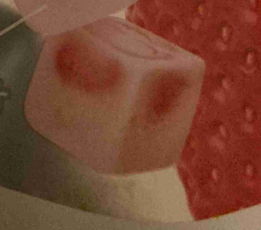 パッケージの一部で何の商品か当てるトピ