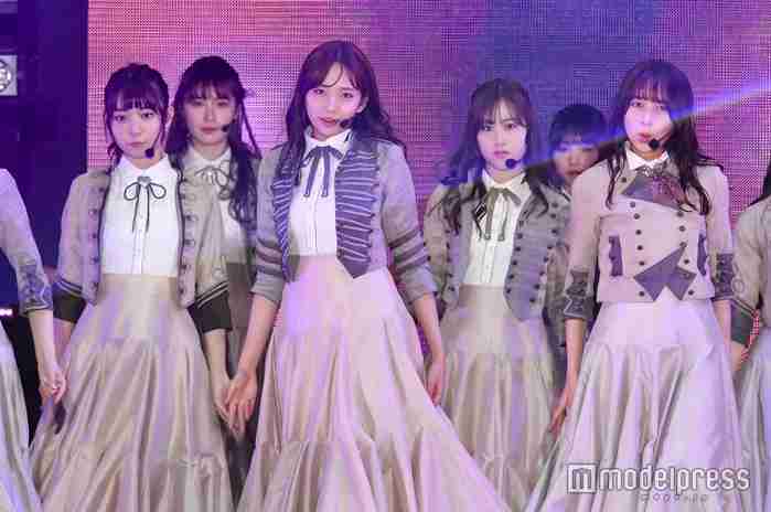 元乃木坂・新内眞衣、OL兼アイドルは奨学金返済のため「アイドルのお給料ではキツい」