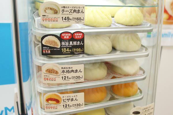 コンビニの気になるホットスナックを書くと食べたことあるガールたちが忖度なく教えてくれる