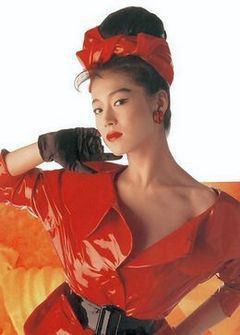 中森明菜が中国でブーム再燃中　SNSで動画拡散「儚さゆえの美しさ」が人気