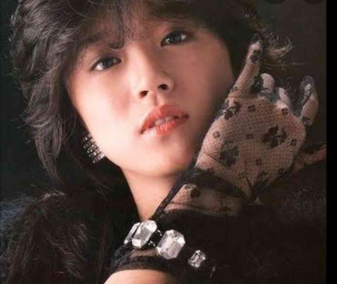 中森明菜が中国でブーム再燃中　SNSで動画拡散「儚さゆえの美しさ」が人気