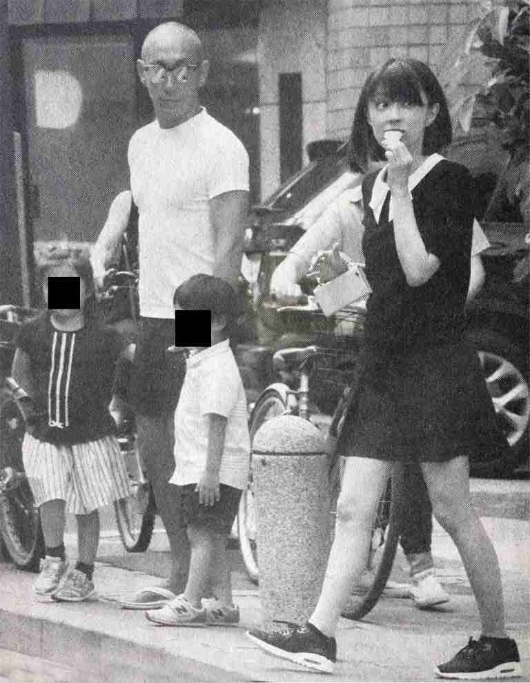 小林麻耶が市川海老蔵の〝裏の顔〟を暴露した理由 切実な事情も？