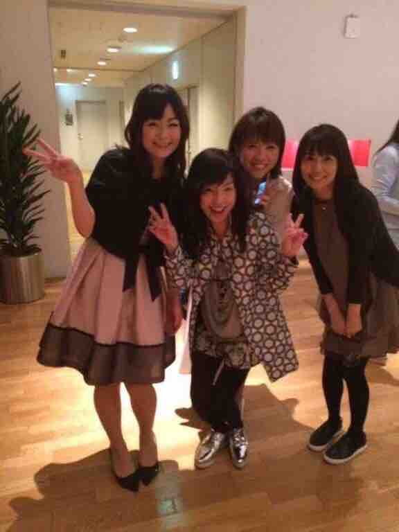 小林麻耶が再婚発表「父とは縁を切って “駆け落ち”」海老蔵への批判動画はすべて削除の急展開