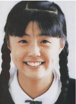 小林麻耶が再婚発表「父とは縁を切って “駆け落ち”」海老蔵への批判動画はすべて削除の急展開