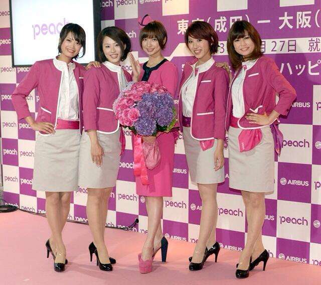 藤田ニコルがボディースーツ姿を披露「色っぽくてかわいい」「スタイル最高」の声