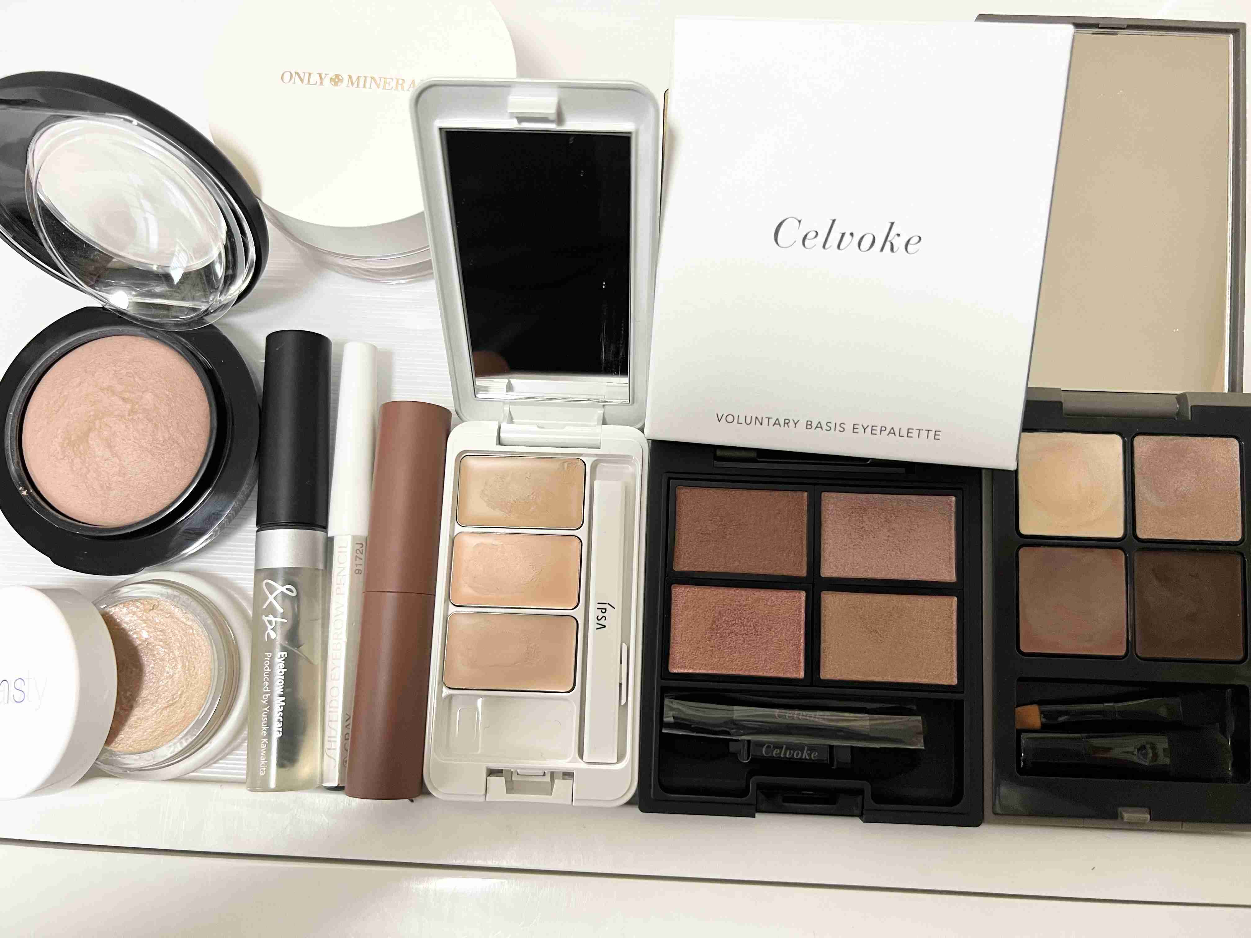 レギュラーコスメを見せて下さい 【Part24】