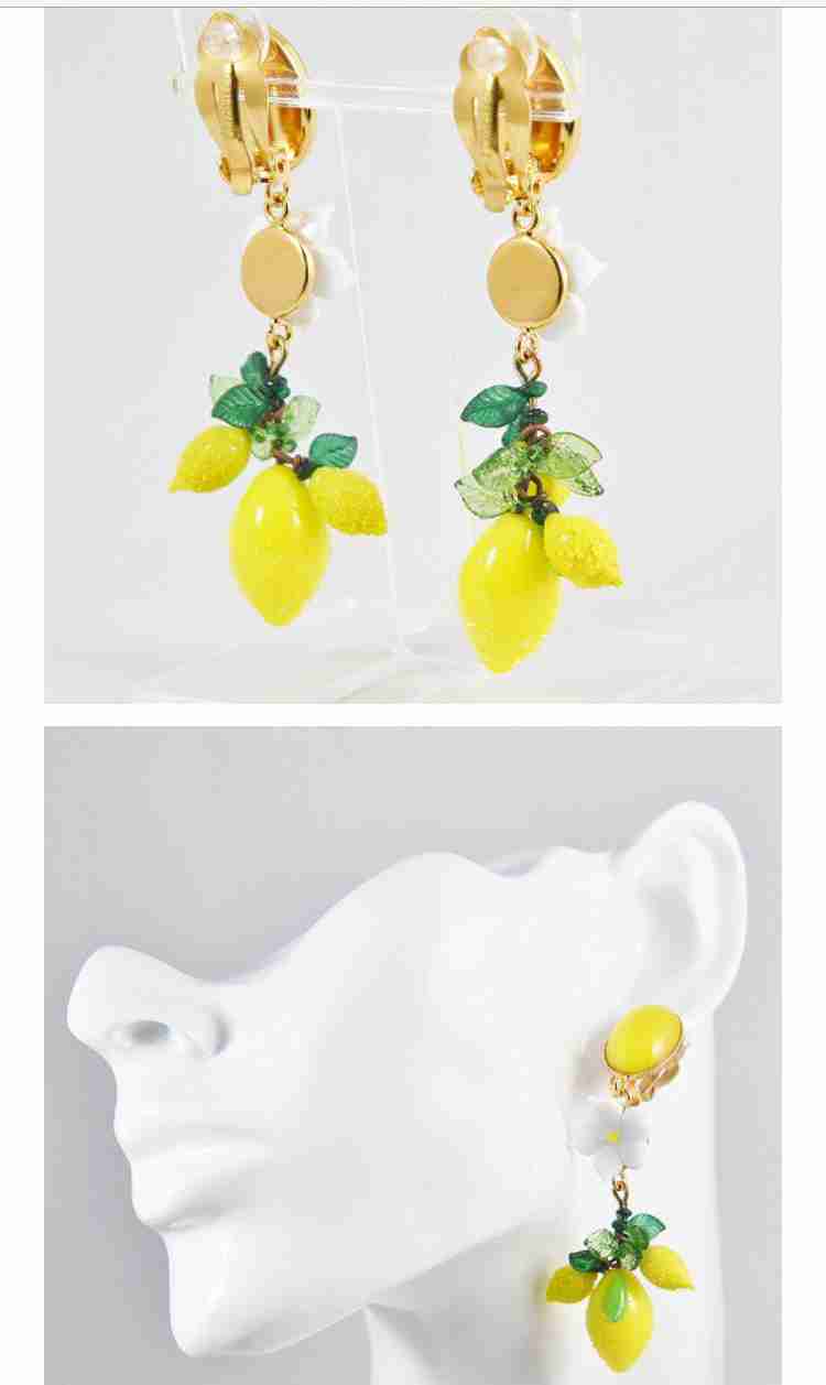 植物モチーフのアクセサリー