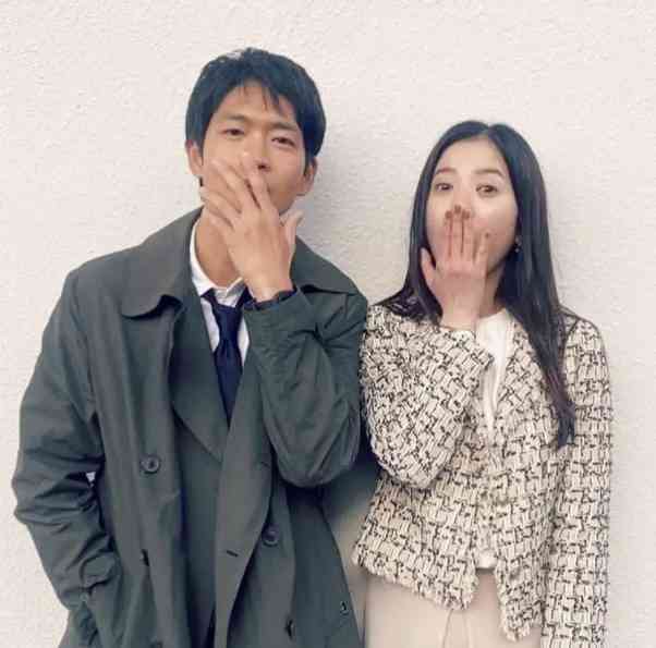 松下洸平、35歳バースデー報告にコメント続々 中条あやみも祝福「こーへいさーん」