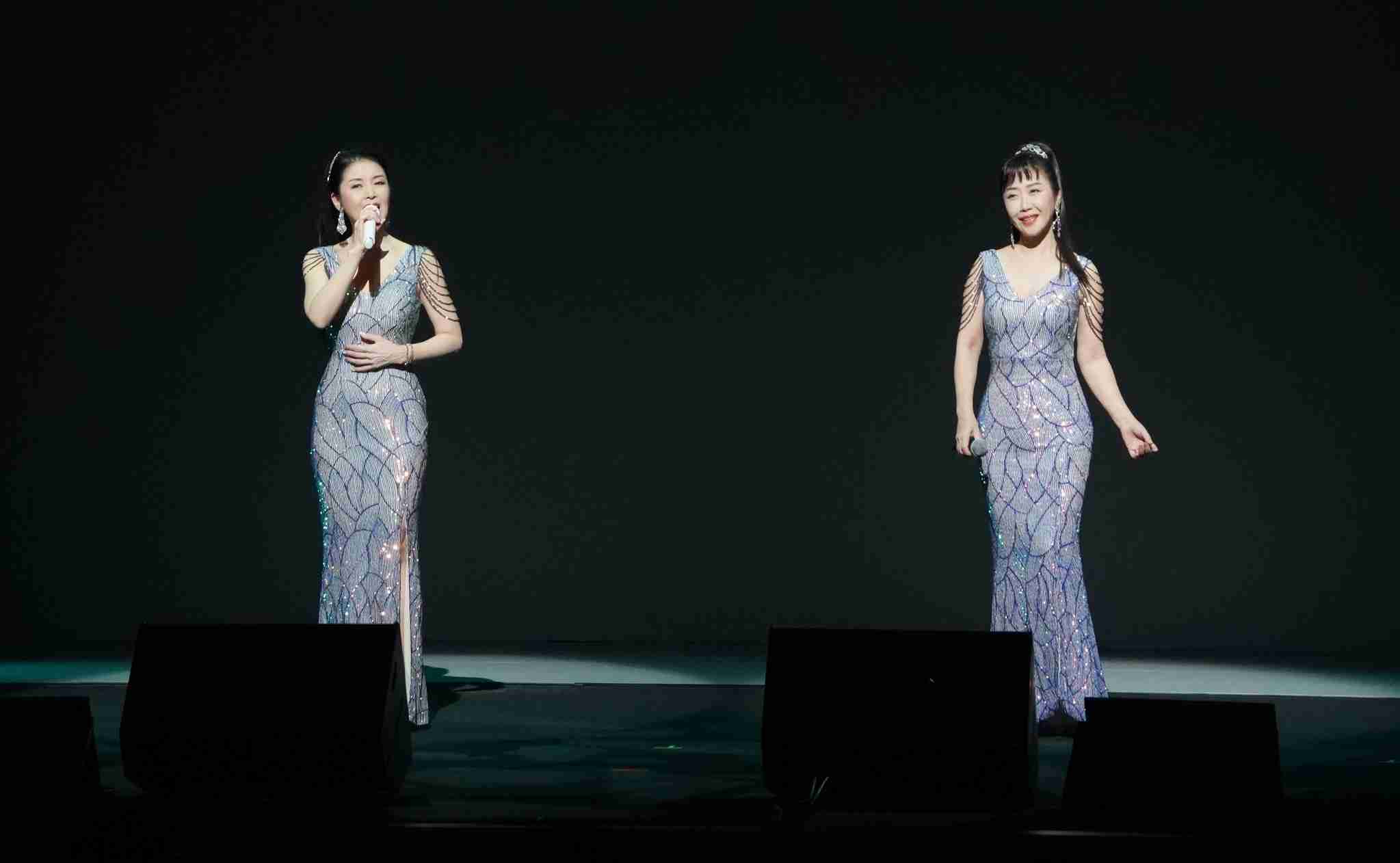 藤あや子、27年ぶり写真集の重版決定を報告「たくさんの方々に是非見て頂きたい」