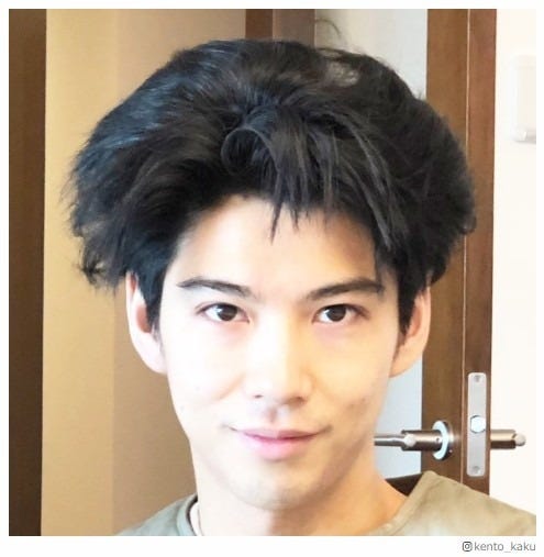 榮倉奈々＆賀来賢人、夫婦でファッション誌のカバー飾る インタビューでは“家族”を語る
