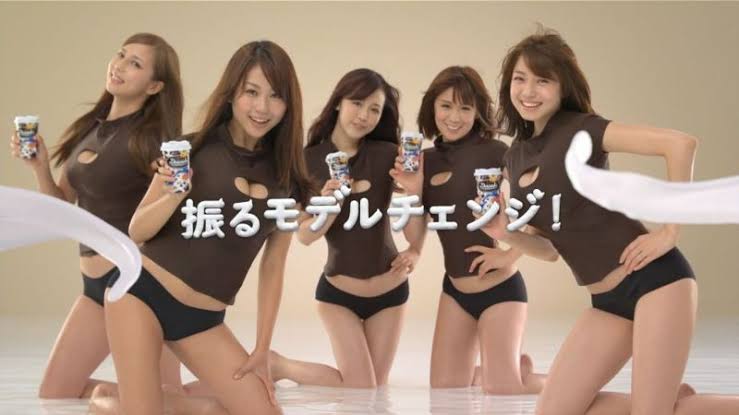 吉野家常務発言で新商品発表会が前日に中止 10年かけ開発の親子丼