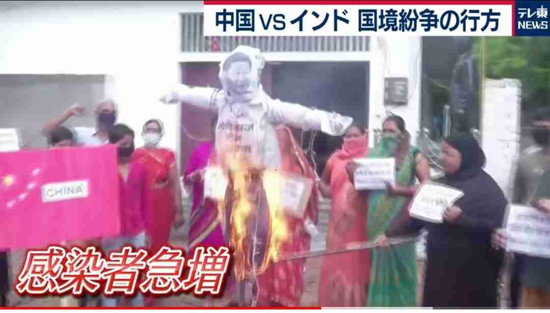 スーパーで出会ったホームレス男性と恋に落ち結婚した女性がTikTokで話題に 女性は男性にスマホを与える