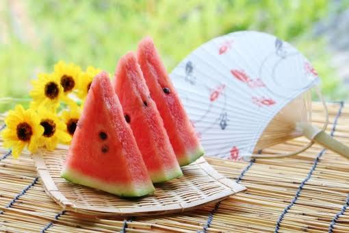 春が苦手、春になると気持ちが落ち込む人