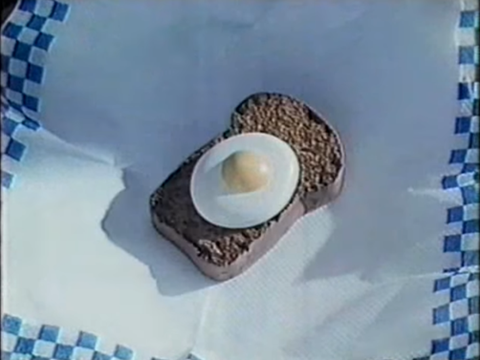 子供の頃好きだったおやつってまだあるのかな？