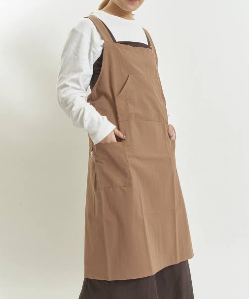 今しているエプロン見せてください！