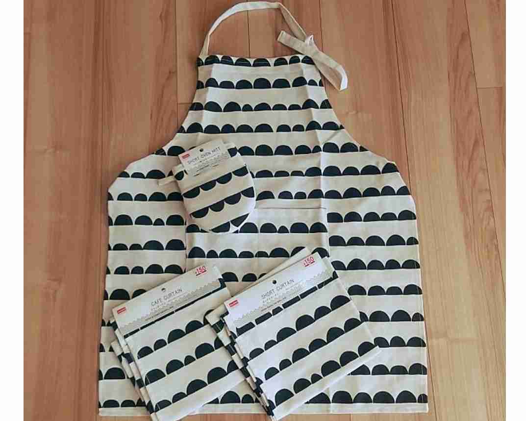 今しているエプロン見せてください！