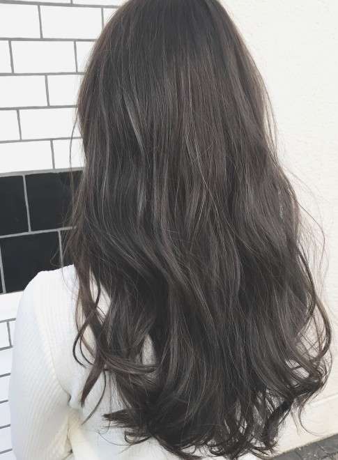 ヘアカラー何色が好きですか？
