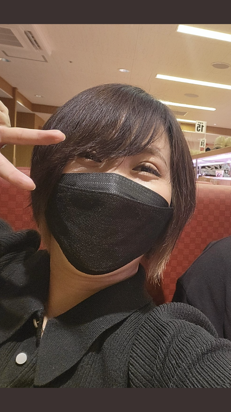 へずまりゅうが婚約！　出会いからプロポーズまでおのろけ告白