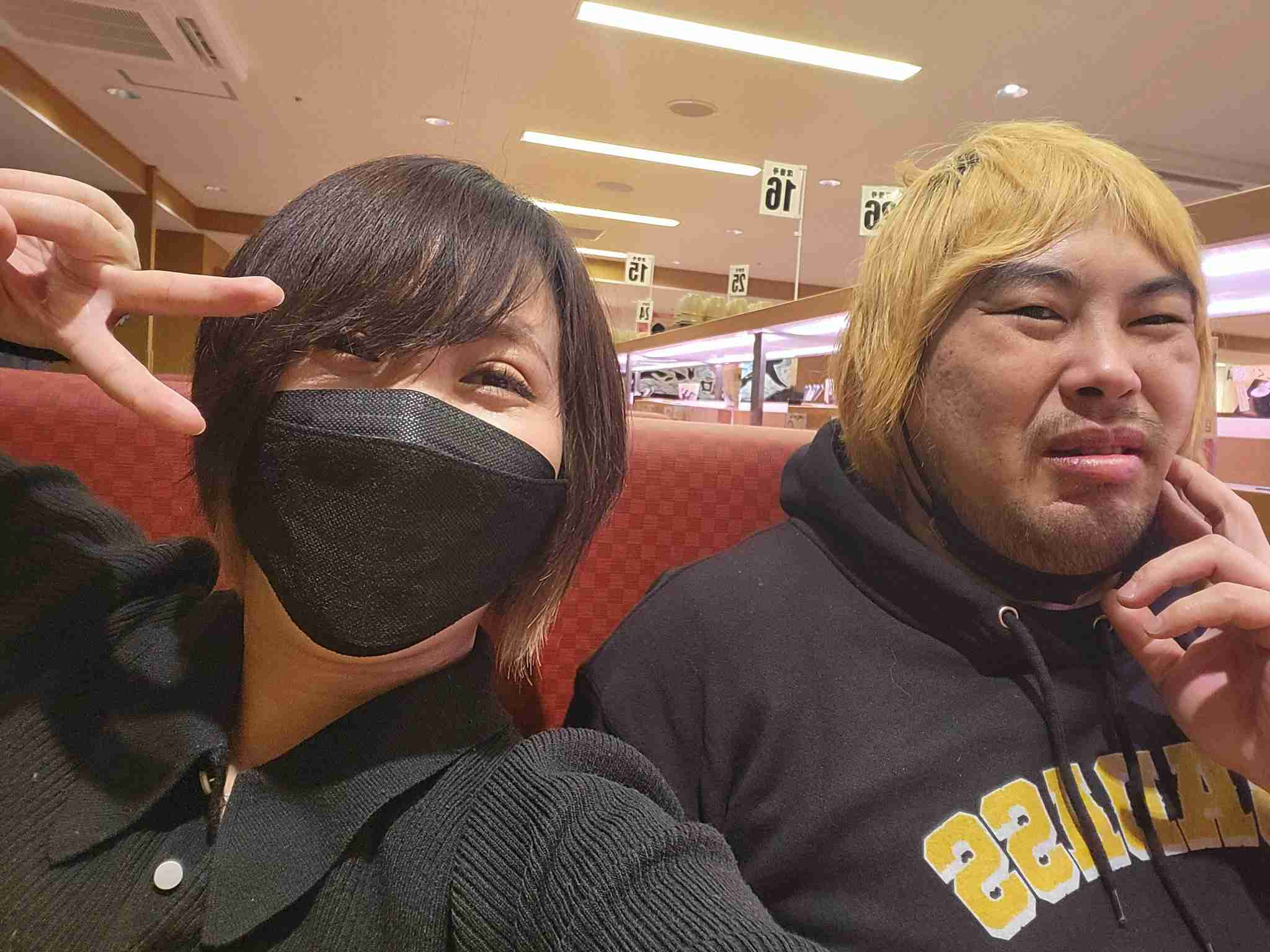 へずまりゅうが婚約！　出会いからプロポーズまでおのろけ告白