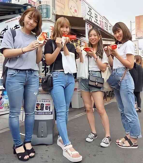 ネット通販で見つけたダサい服を挙げるトピPart7