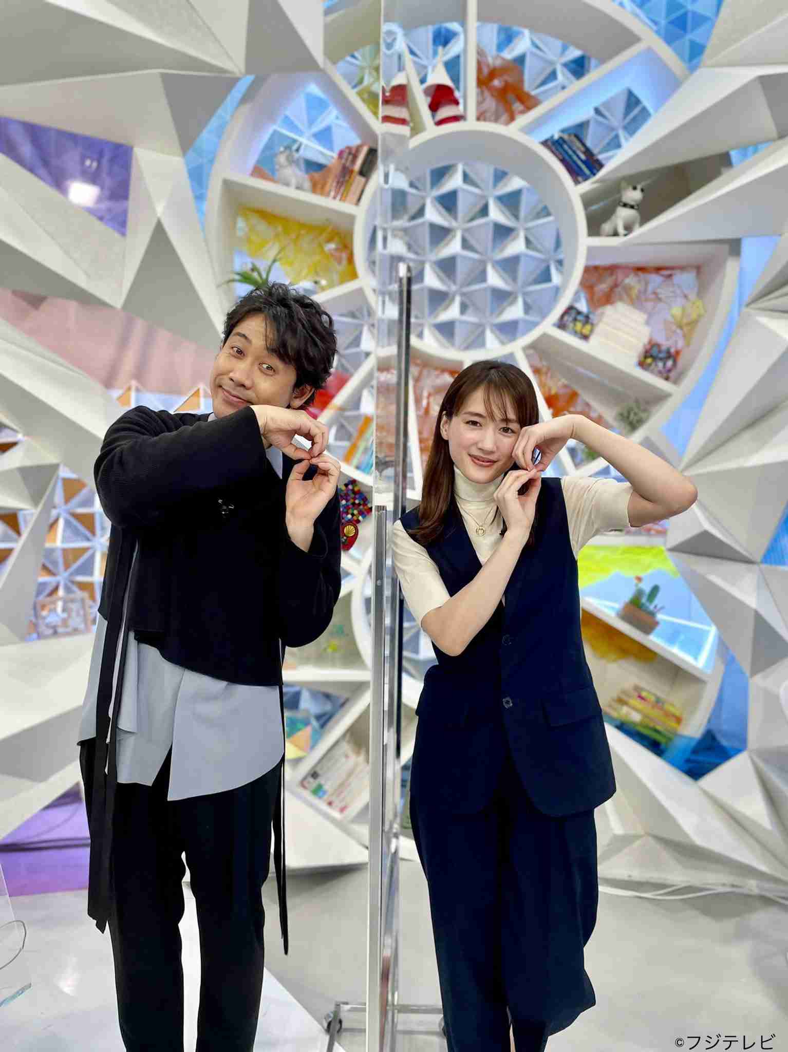 『元彼の遺言状』で月9の“脱ラブストーリー”化は完成か　第1話から怪しさ醸す大泉洋